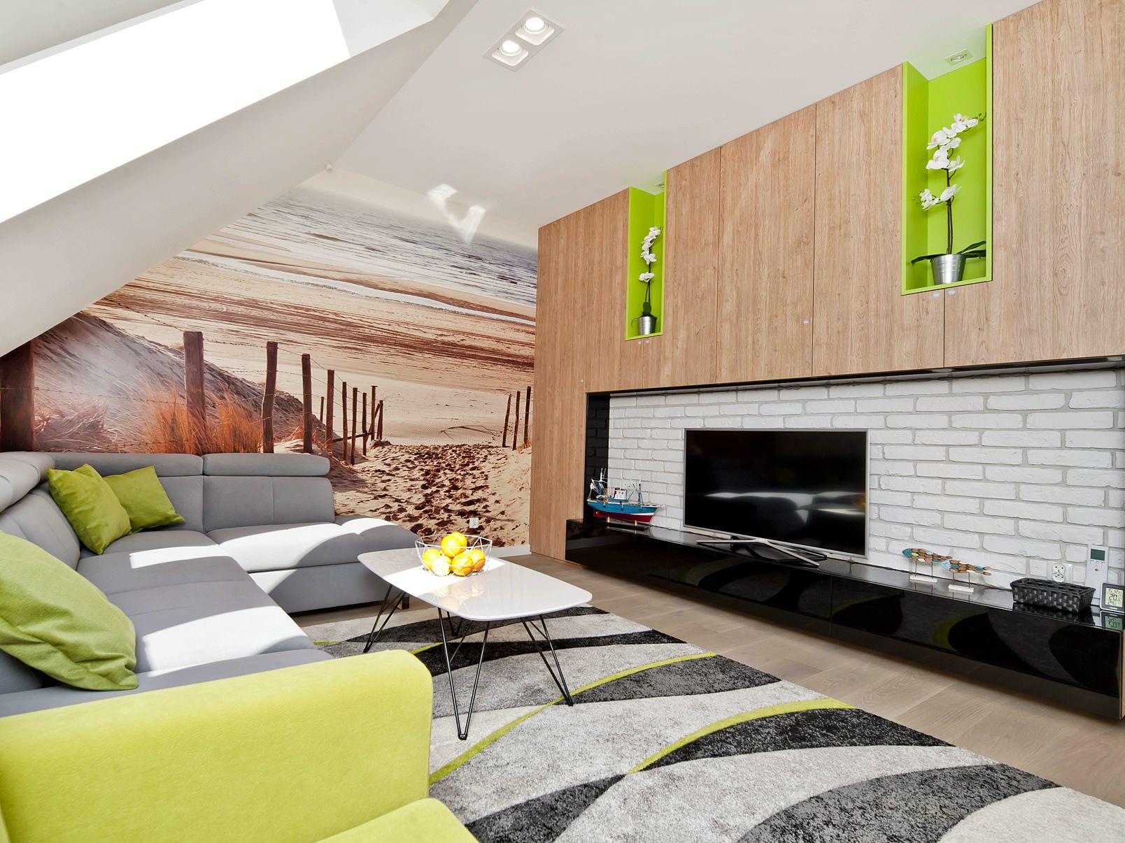 Apartment, 1 Bedroom, Balcony (ul. Ogrodowa 136/A4 ) | Private kitchen | Full-size fridge, microwave, oven, stovetop