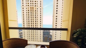 Unclassified image, 5 of 10, button - Kennedy Towers - Sadaf 1 (Dubai)