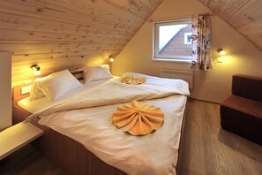 Superior-mökki, 2 makuuhuonetta, keittotila, vuorten lähellä | 1 makuuhuone, silitysrauta/-lauta, vauvansängyt, ilmainen Wi-Fi