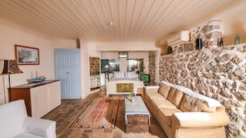 Deluxe Room with Private Terrace and Jacuzzi | View from room