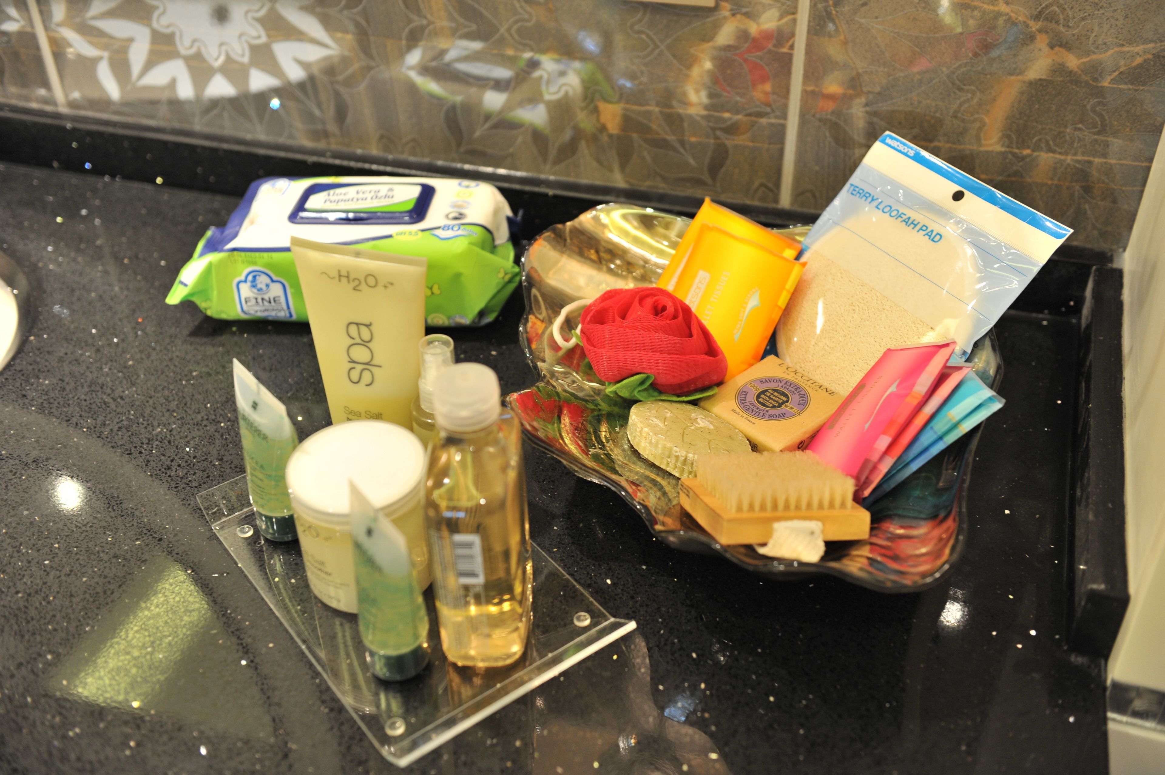 standard studio suite | 1 bedroom, down duvets, minibar, in-room safe