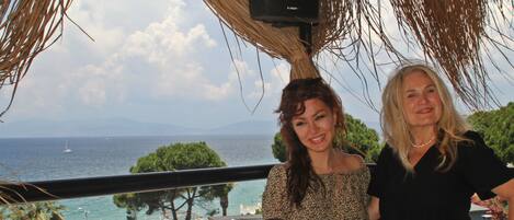 Poolbar
