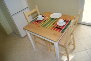 Petit déjeuner buffet servi tous les jours en supplément