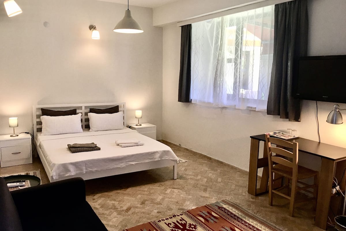 Delux Aile Odasi | 2 slaapkamers, luxe beddengoed, een kluis op de kamer