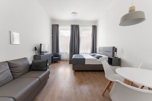 デラックス アパートメント | 1 室のベッドルーム、低刺激性寝具、セーフティボックス (室内)、遮光カーテン