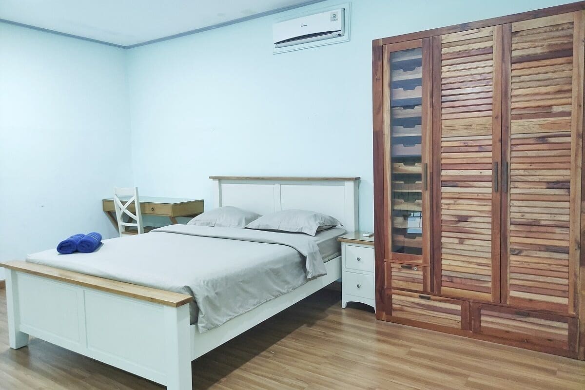 Executive Suite with Breakfast | 办公桌、遮光窗帘、隔音、免费 WiFi