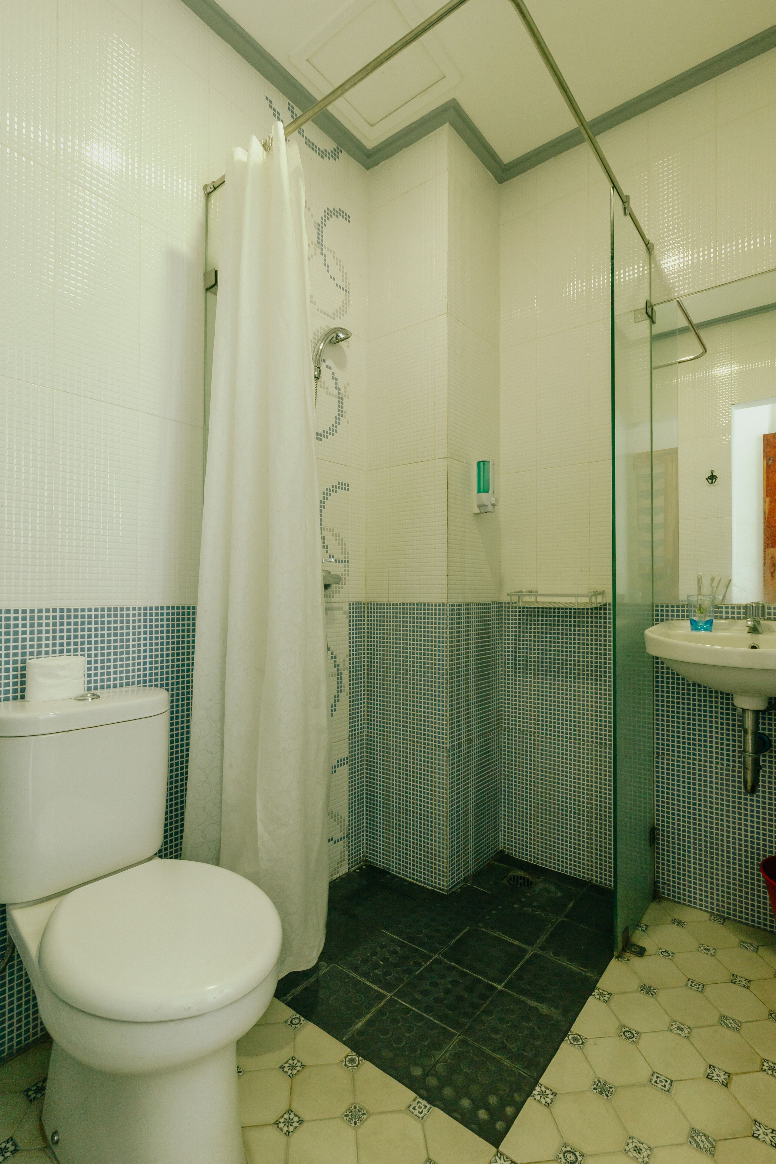 Foto - Urbanest Inn House TB Simatupang