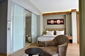 Egyptian cotton sheets, premium bedding, minibar, in-room safe - The Elegant Hotel (Eyup)