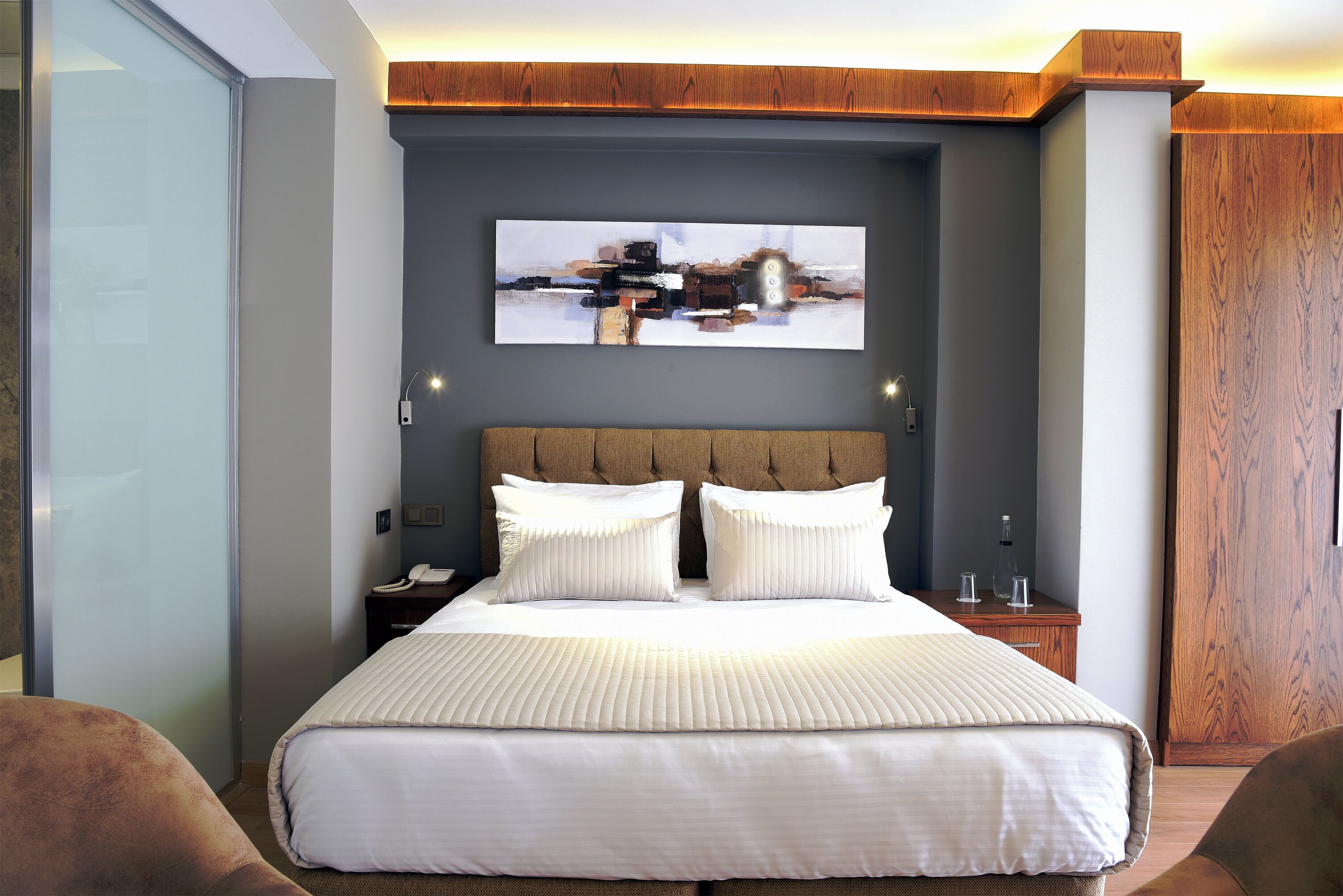 egyptian cotton sheets, premium bedding, minibar, in-room safe