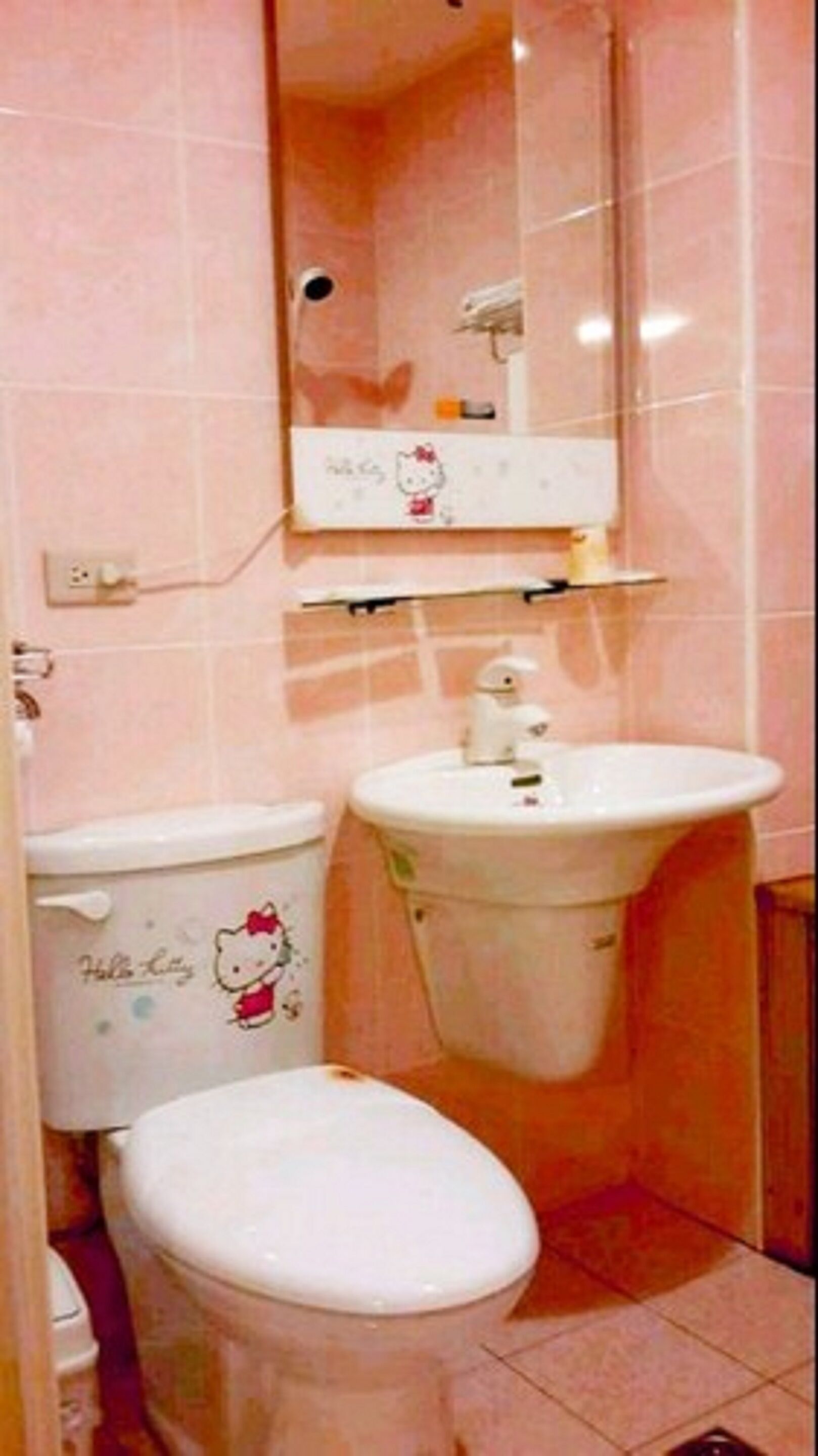 comfort double room | bathroom | combined shower/bathtub, free toiletries, hair dryer, slippers