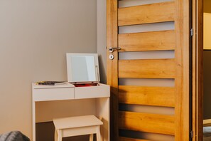Apartment | Room amenity