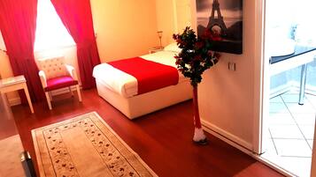 Ropa de cama de alta calidad y minibar