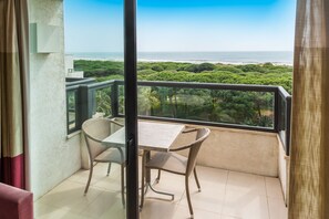 1 bedroom, in-room safe, desk, free WiFi