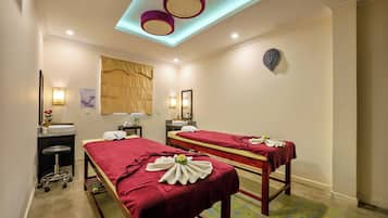 Couples treatment rooms, sauna, steam room, body treatments