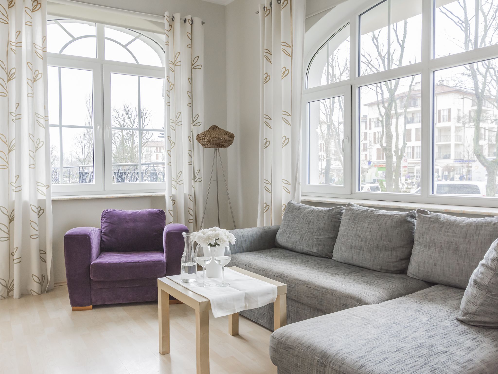 trzy korony piastow apartament 2 | living room | flat-screen tv