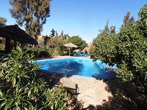Outdoor pool - Dar Mouna (Aït Benhaddou)