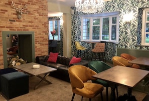 Breakfast, lunch and dinner served  - Hockley House (Solihull)