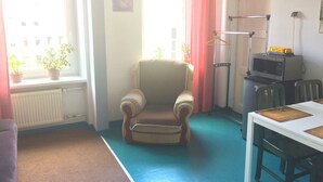 Chambre simple de base | Accès au Wi-Fi (inclus), literie fournie
