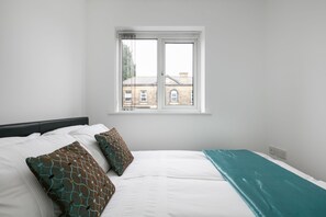 Superior Apartment, 2 Bedrooms | 2 bedrooms, premium bedding, iron/ironing board, free WiFi - Bluestone Apartments - Richmond (Manchester)