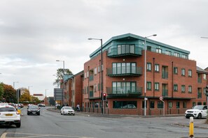 Front of property - Bluestone Apartments - Richmond (Manchester)