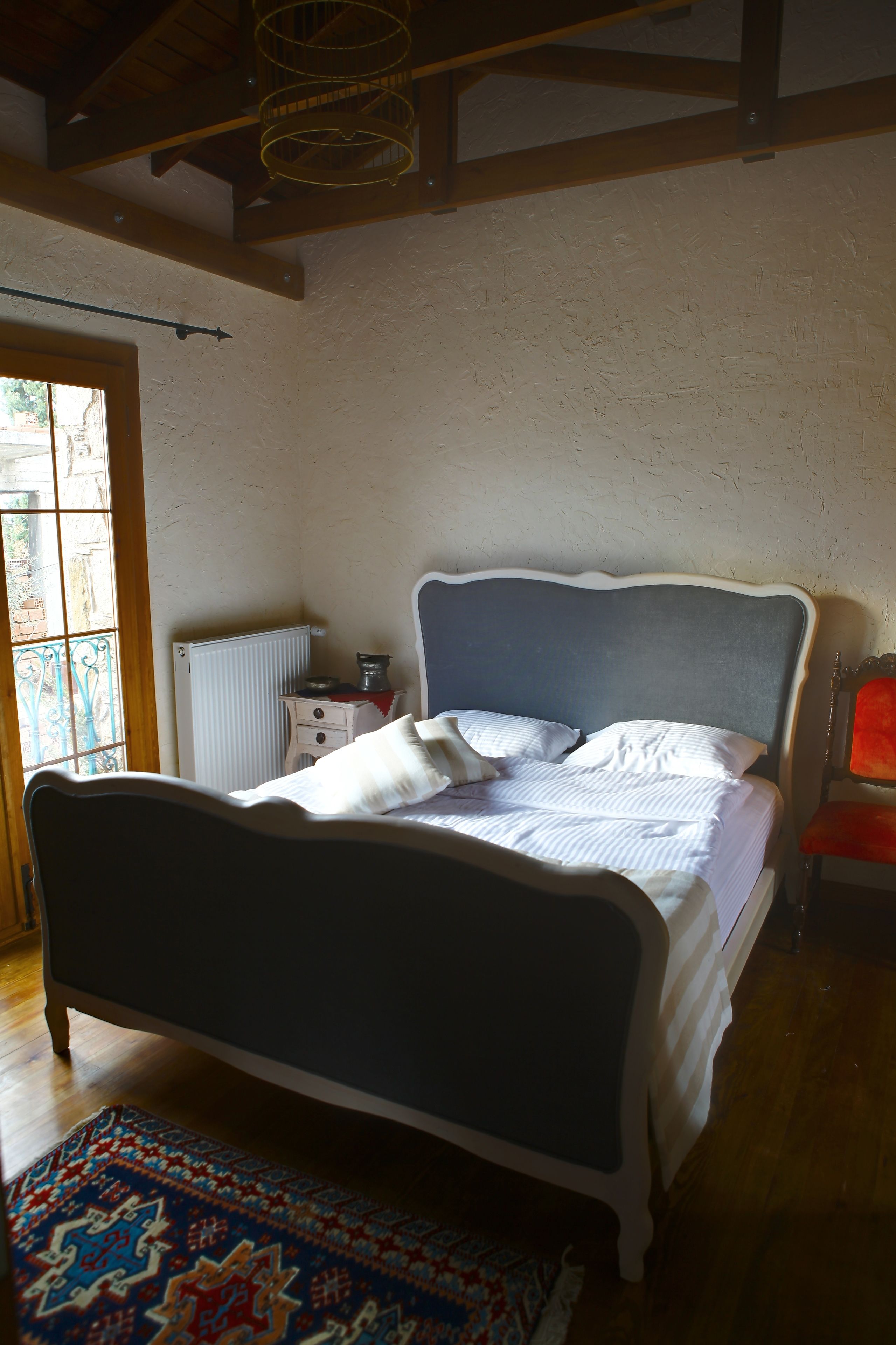 design room, multiple beds, non smoking | minibar, in-room safe, desk, soundproofing