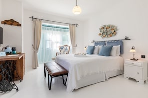 9 bedrooms, minibar, individually decorated, free cots/infant beds - Deniz Kabugu Hotel (Cesme)