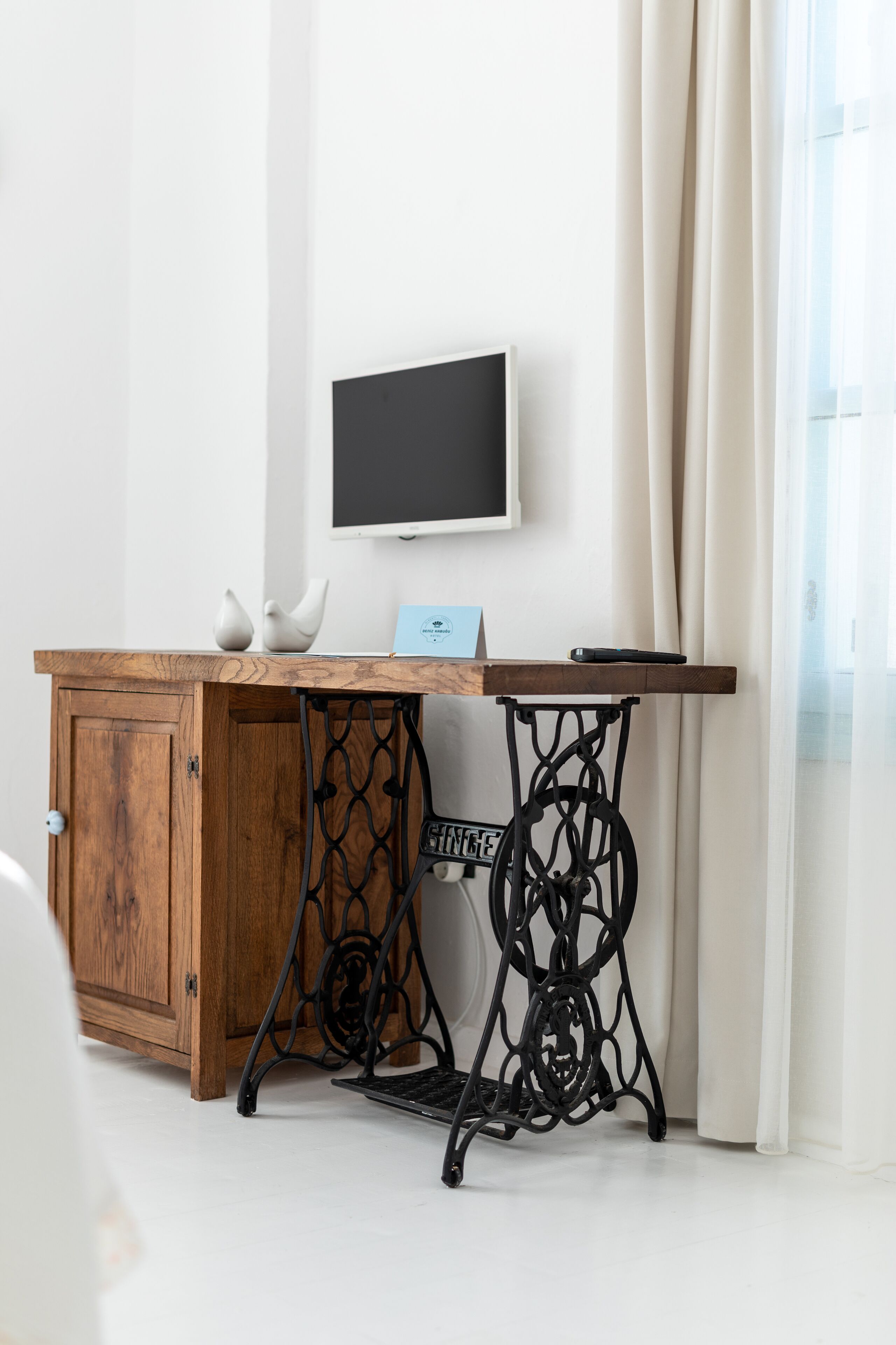 standard twin room, 2 single beds | minibar, individually decorated, free cots/infant beds, rollaway beds