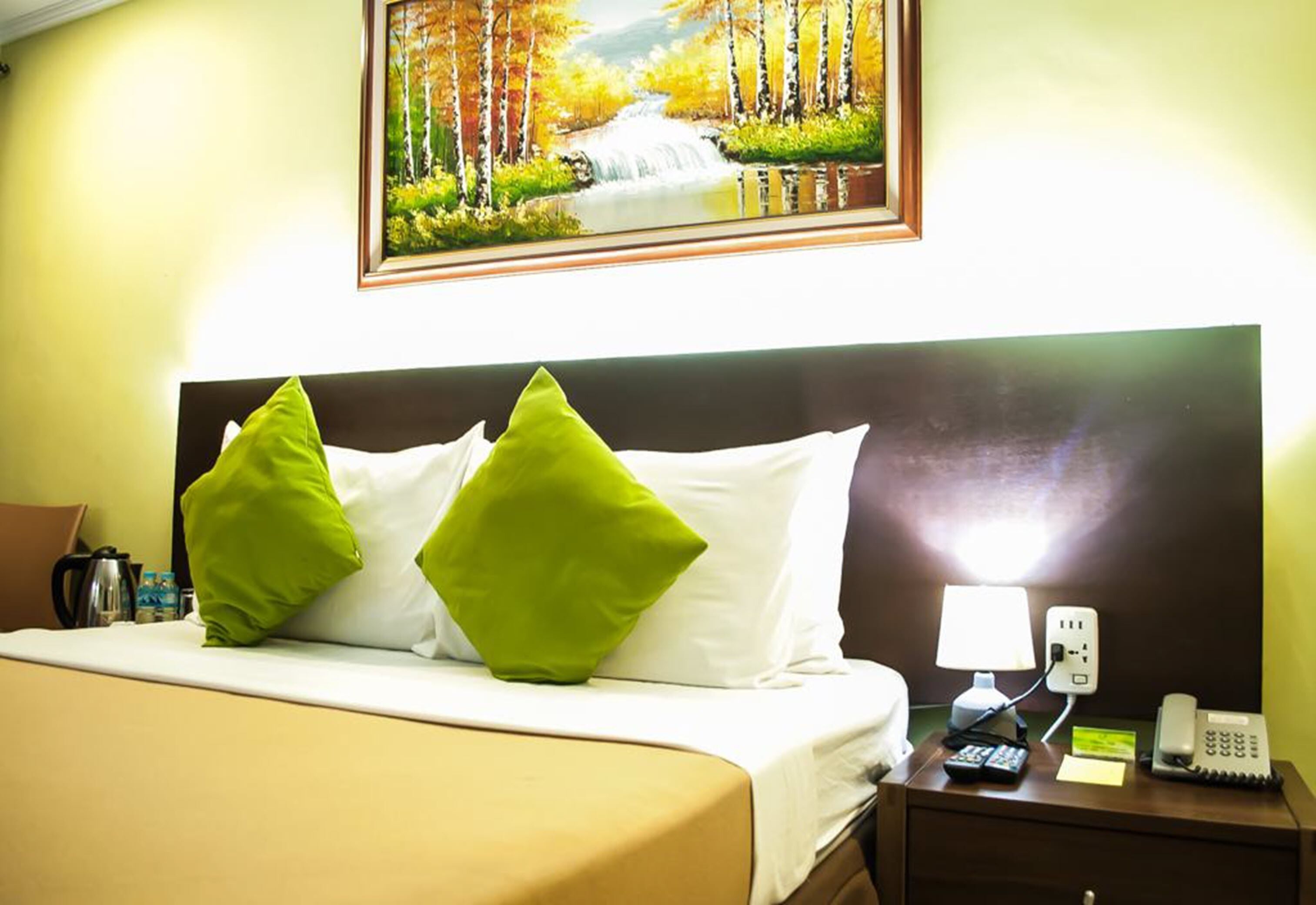 deluxe queen room | in-room safe, desk, laptop workspace, iron/ironing board