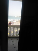 Apartamento, 3 quartos, vista para o mar | Sacada