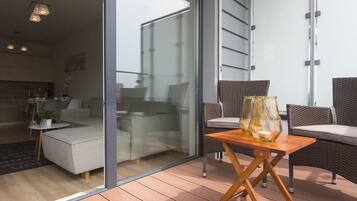 Apartment (Solna C506) | Balcony