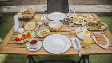 Frokostbuffé er inkludert hver dag