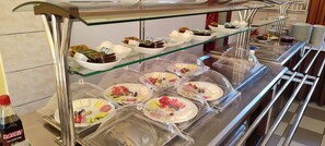 Lunch and dinner served  - Hotel Baykal (Bogazkale)