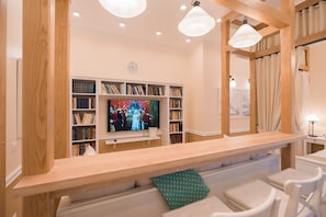 Suite (Pastel) | Zimmersafe, individuell dekoriert, individuell eingerichtet