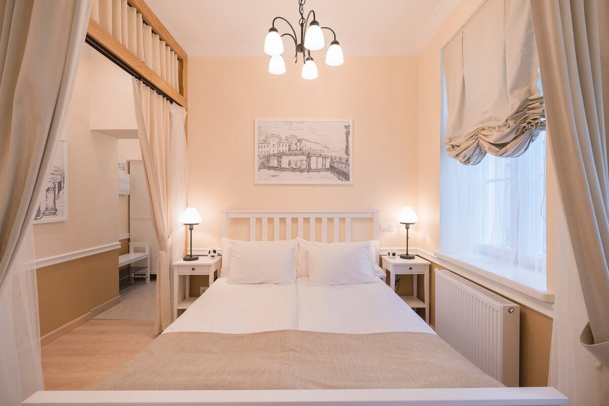Suite (Pastel) | Safe på rommet, blendingsgardiner, lydisolert og strykejern/-brett