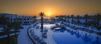 Palm Wings Beach Resort & Spa Kusadasi- All Inclusive