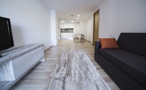 Flat-screen TV - Apartaments Ponent (Lloret de Mar)