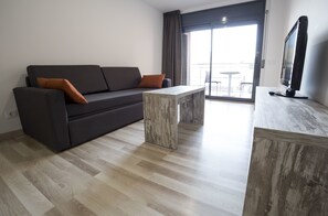 Flat-screen TV - Apartaments Ponent (Lloret de Mar)