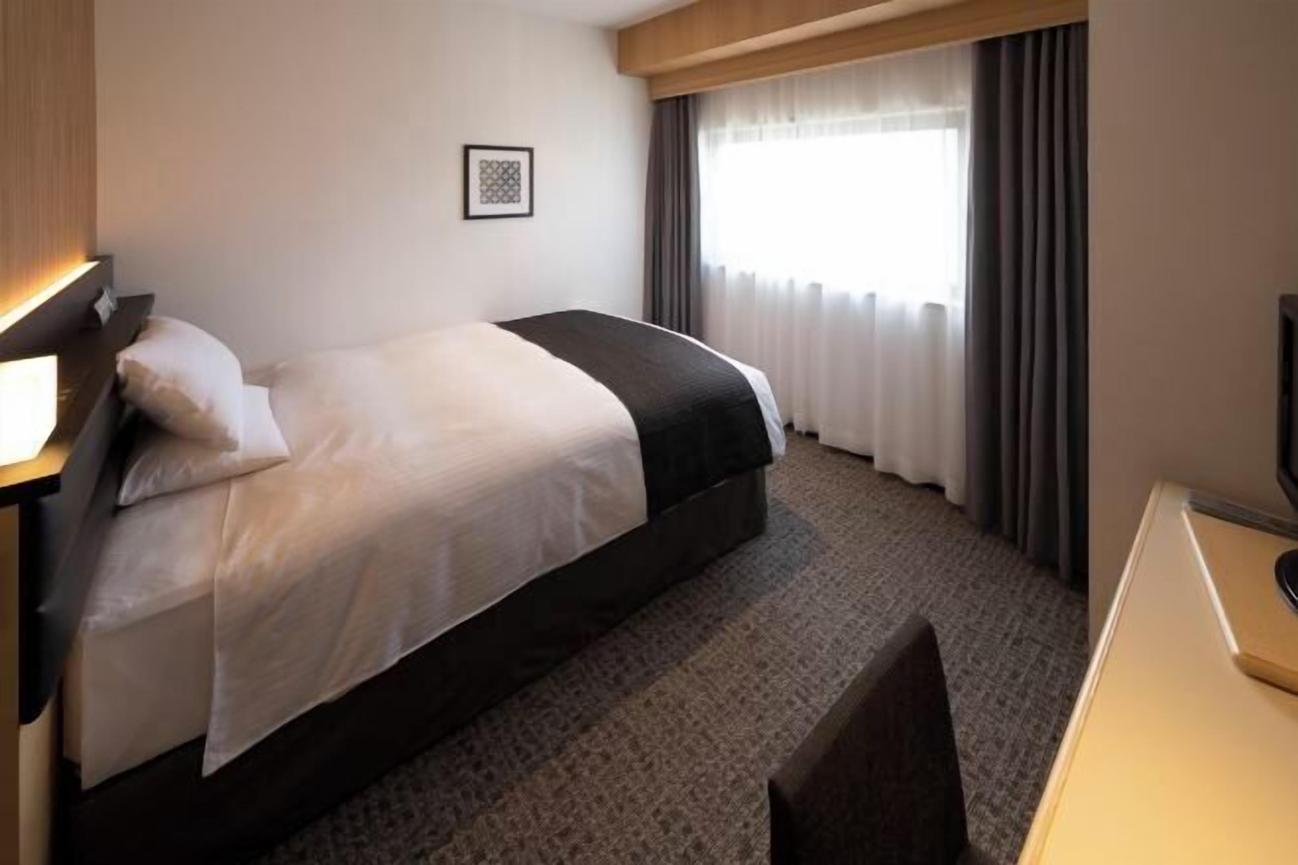 In-room safe, desk, free WiFi, bed sheets