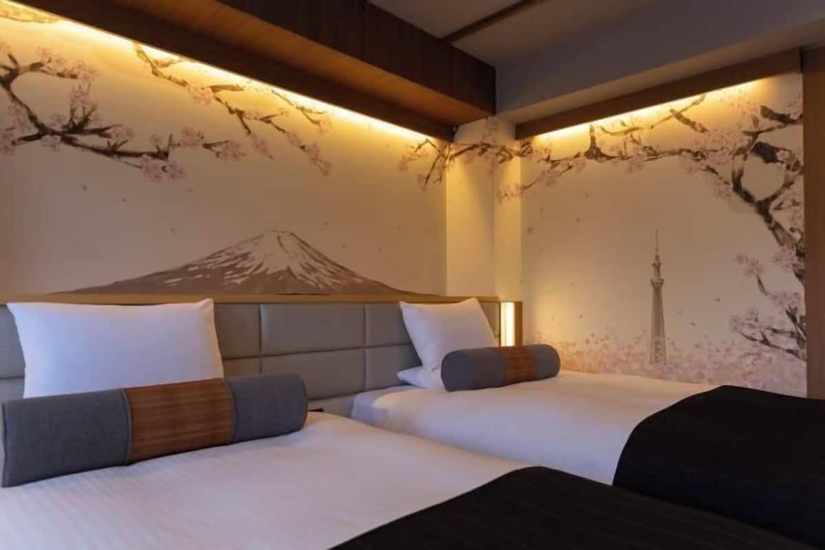 In-room safe, desk, free WiFi, bed sheets