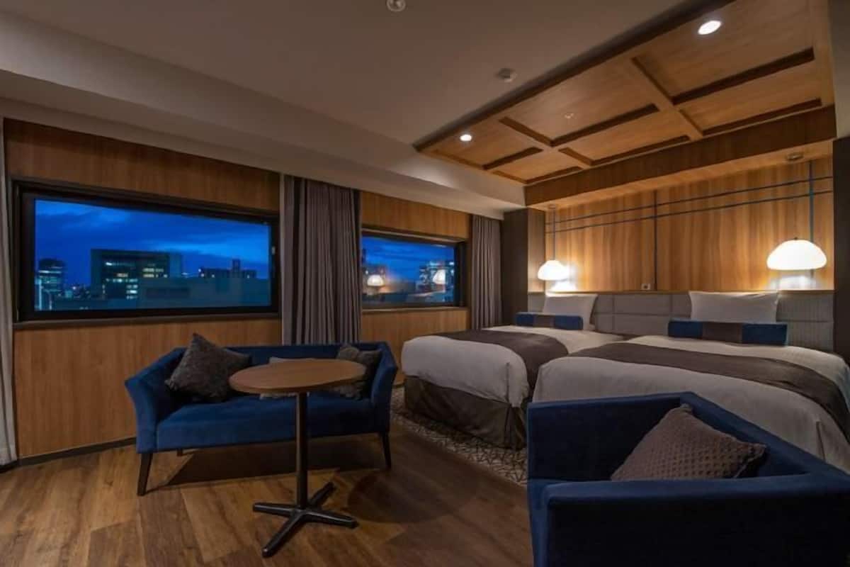 In-room safe, desk, free WiFi, bed sheets