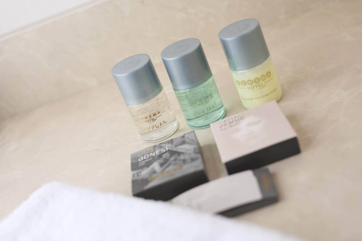 minibar, in-room safe, desk, soundproofing