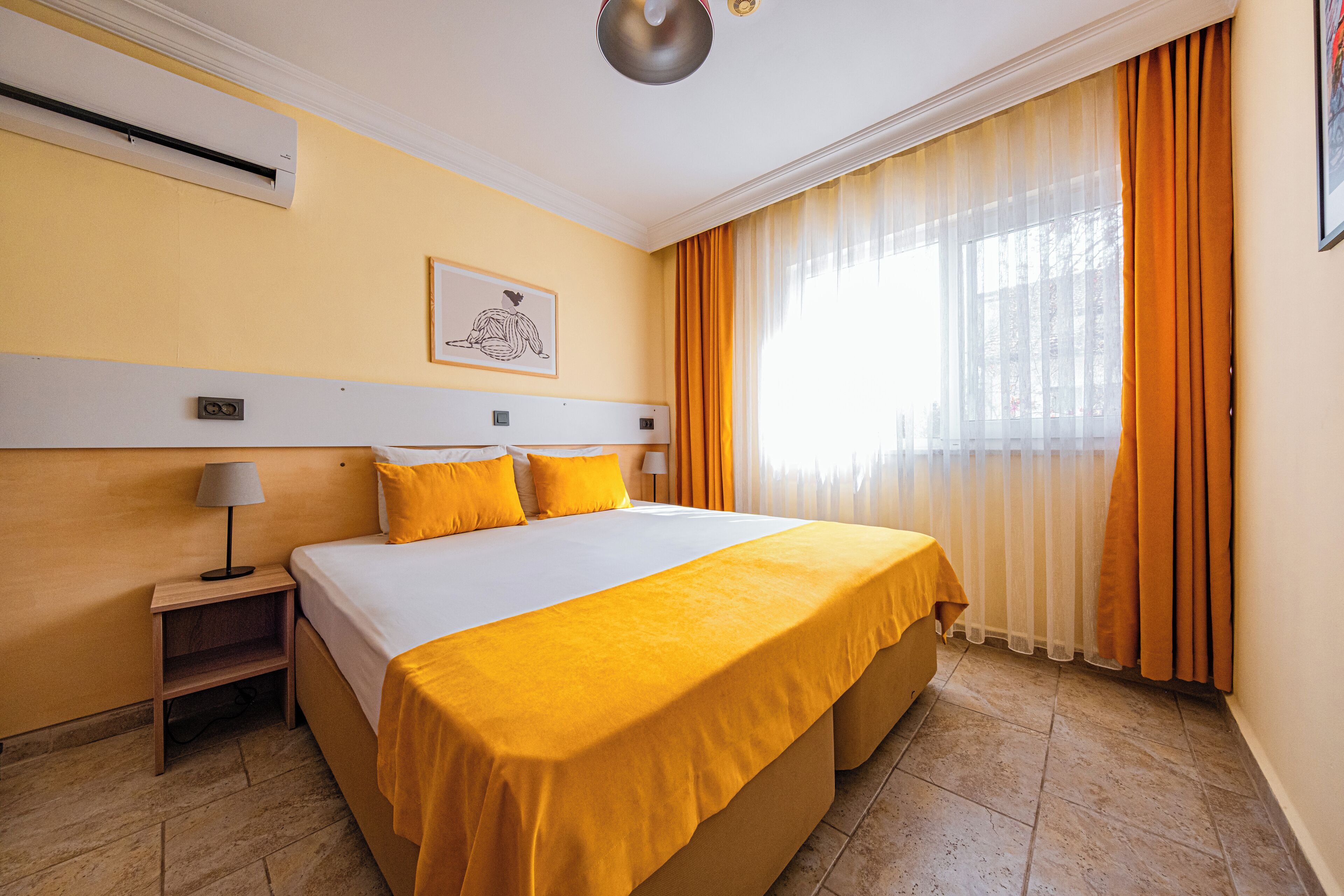 Photo - Ten Apart Hotel