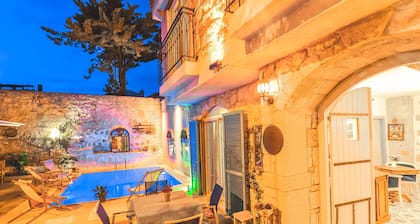Alacati Asmalı Konak Otel