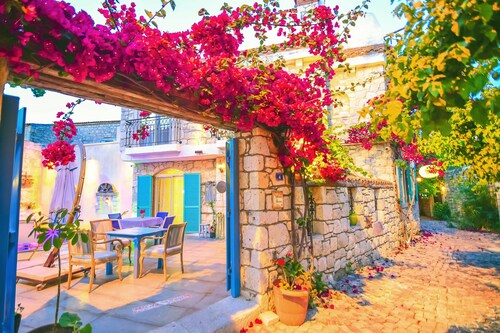 Alacati Asmalı Konak Otel