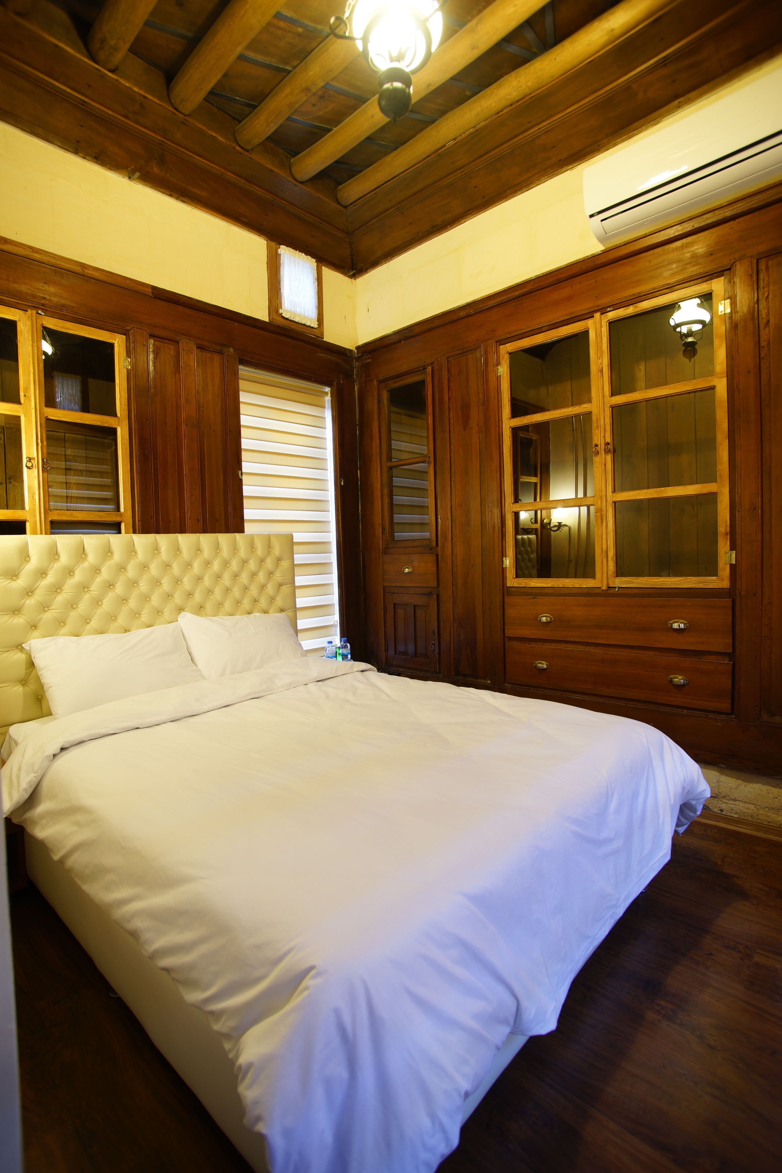 in-room safe, desk, iron/ironing board, free wifi