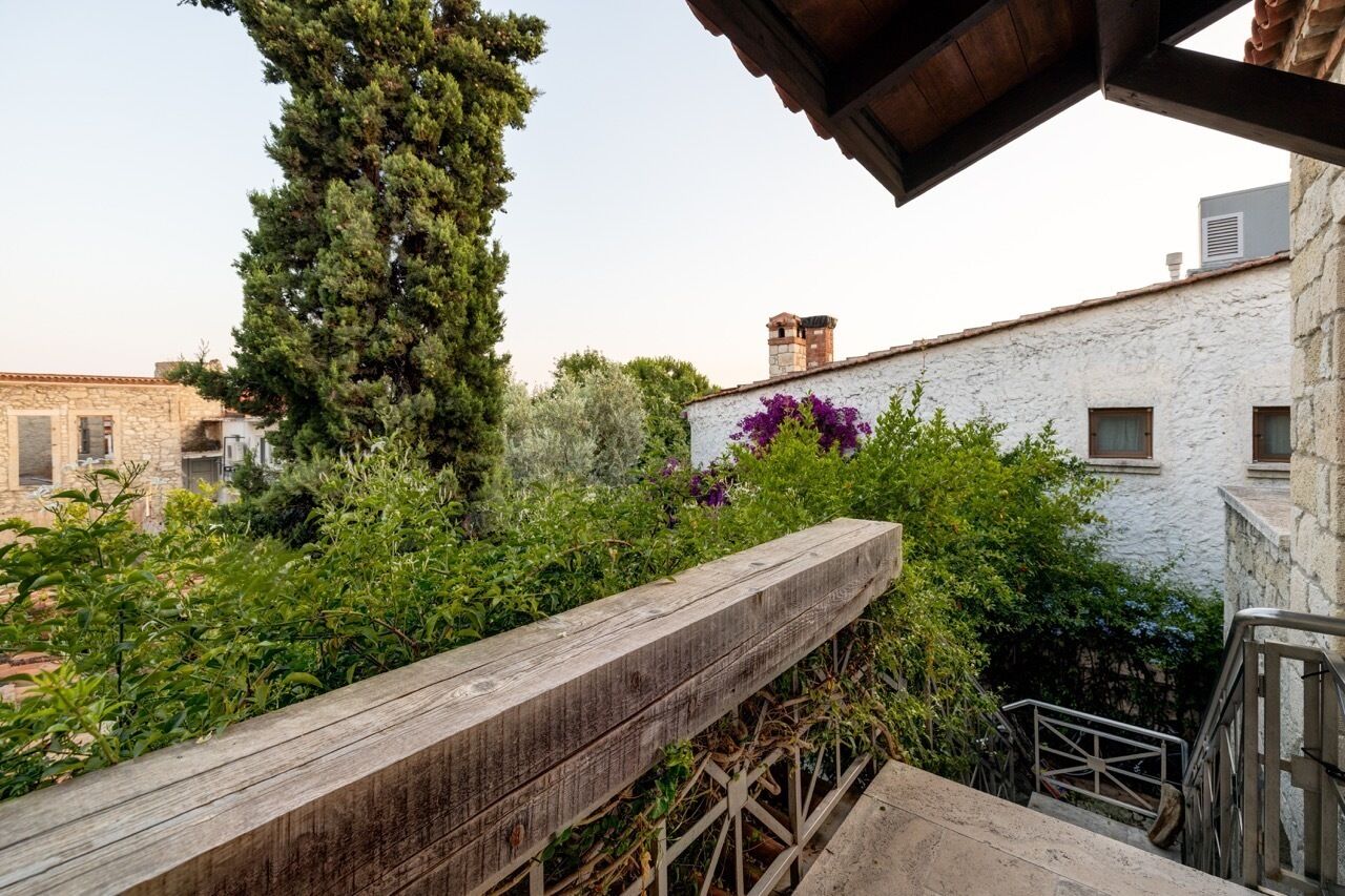 superior room, balcony, garden view | 1 bedroom, memory-foam beds, in-room safe, soundproofing