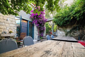 Garden - Sakin Ev (Cesme)