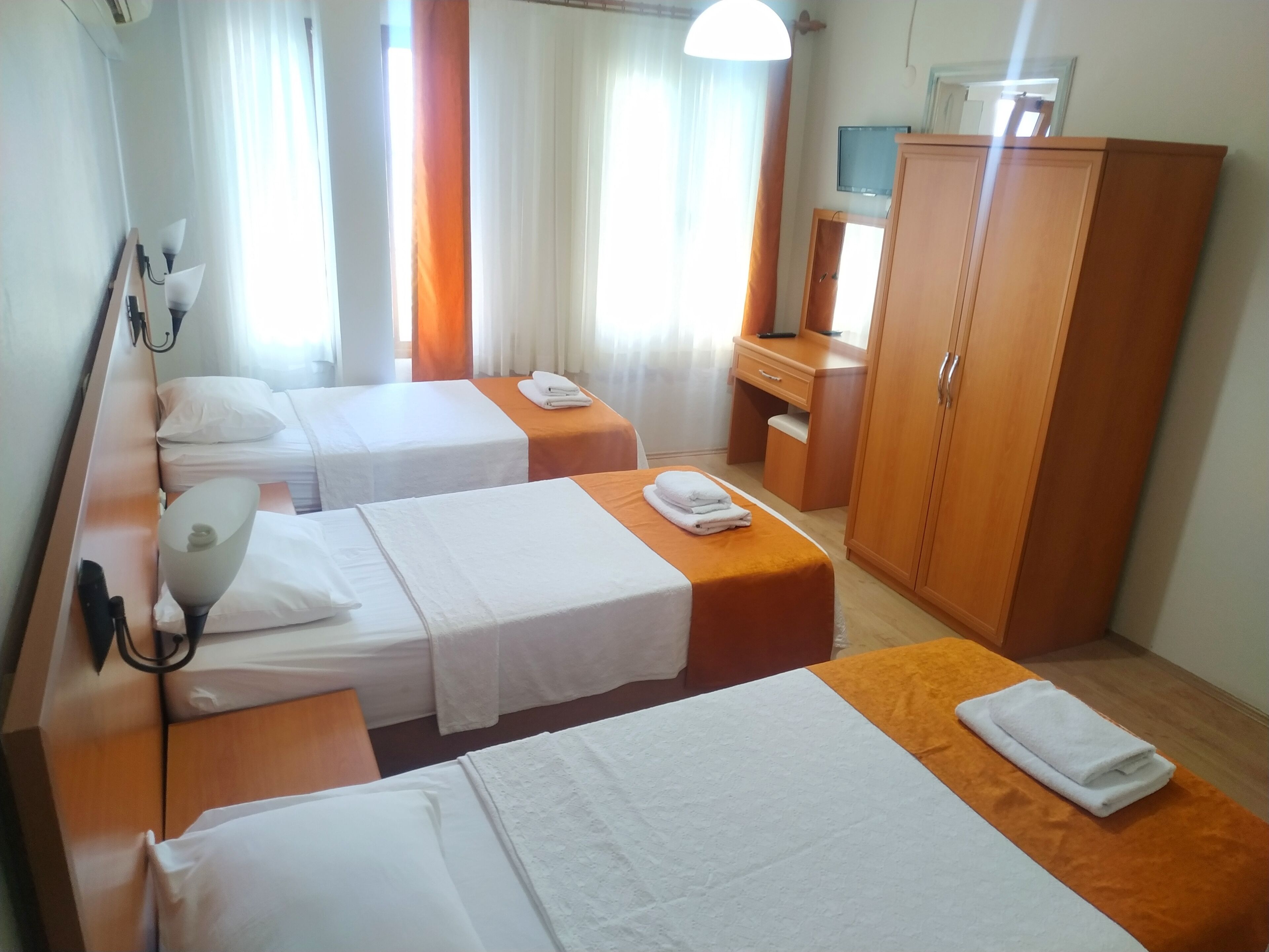 standard triple room | in-room safe, iron/ironing board, free wifi, bed sheets