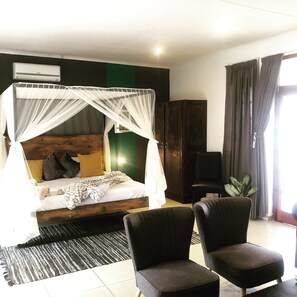 In-room safe, desk, free WiFi - Cu Boutique Guest House (Phalaborwa)