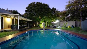 Outdoor pool, pool loungers